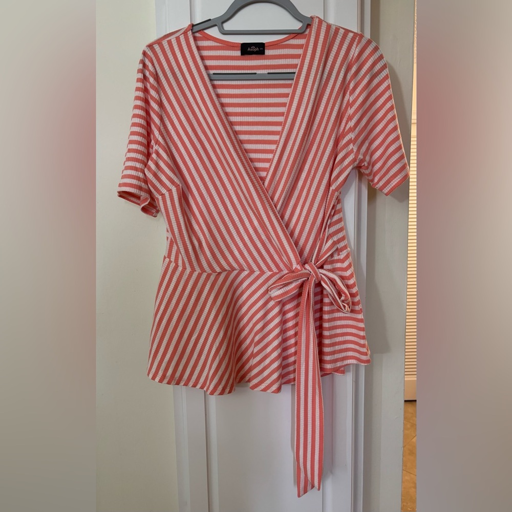 2/$10 - Striped Peach Wrap Top 2xL